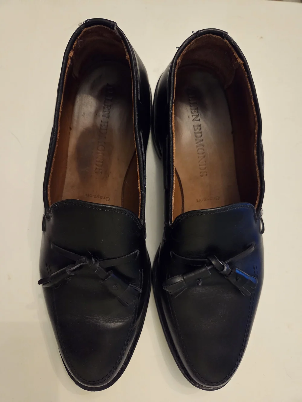 Allen Edmonds  Grayson Shoes Mens Size 9 D Black Tassel Loafers USA Bench & Welt